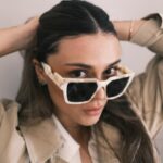 Daniela Calle Instagram - A very white Agnes 🌲❄️🕶️
