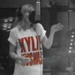 Kylie Minogue Instagram - How is it that time of year already...who’s feeling festive?! 🎄💯🌡️ @danniiminogue
