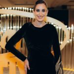 Amina Khalil Instagram - Moments before walking in to the closing ceremony of the Red Sea Film Festival 2023 @redseafilm 
This post is dedicated to the wonderful humans that made my look happen tonight ⭐️
I owe this elegance to you all ! 

Stylist: @islam.mitwally 
Dress: @tonywardcouture 
Jewels: @nadine_jewellery 
MUA: @nohaezzeldinmua 
Hair: @ibrahim_eissa00 @alsagheersalons 
Photographer: @tohlobphotography