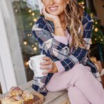 Jessie James Decker Instagram - Y’all know I love giving gifts! Check out my holiday picks from @kittenish X @flagandanthemco. Link in bio 🎁