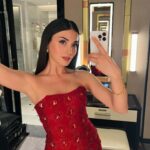 Özge Yağız Instagram - #BazaarWOTY 🌹
@ibrahimduman.id 
@pelinpehlivanogluu 
@mehmetturkibis