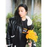 Kōki Instagram – OOTD 🌹❤️

Jacket and bag @coach 💗