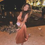 Tori Kelly Instagram - a lil bit of this, a lil bit of that