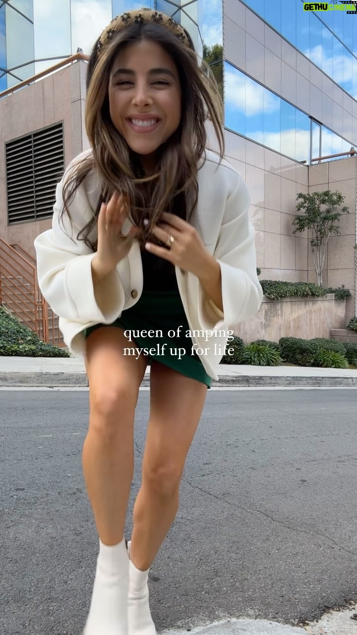 Daniella Monet Instagram - It’s true. Channeling this kind of energy today ✨