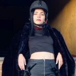 Merve Boluğur Instagram –