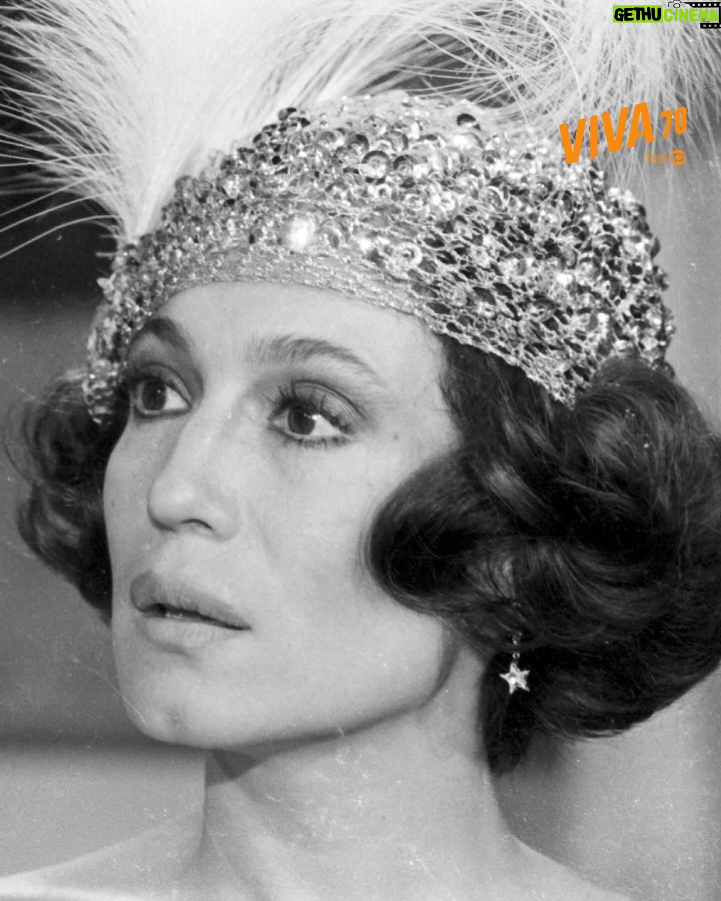 Susana Vieira Instagram - Simplesmente @susanavieiraoficial como Marina Stein em “A Sucessora”, direto de 1978 😍⏳ Maravilhosa demais, né?
De Manoel Carlos, #ASucessora tá no ar no VIVA 70 FAST, meu canal gratuito dedicado à teledramaturgia dos anos 70 lá no @globoplay ▶️