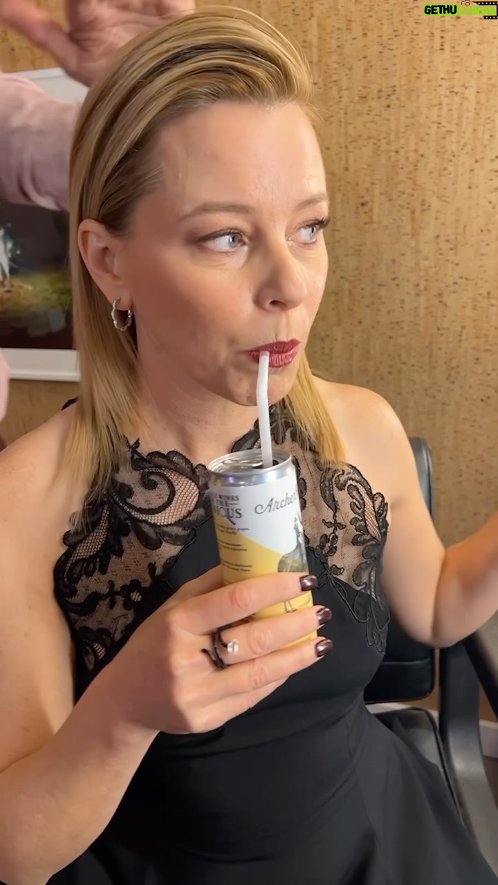 Elizabeth Banks Instagram - How I’m “working” between now and new years 👀