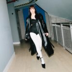 Aitana Instagram – después del tercer wizink nos fuimos un ratito a bailarrrrr 🤍🤍🤍🤍🤍

@yoox
@maisonmargiela
@nakedwolfe
@joyassardinero