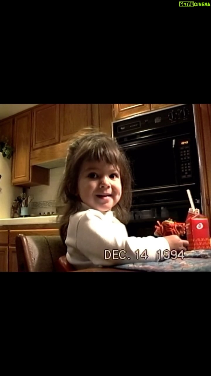 Tori Kelly - 99.3K Likes - this little girl could have never imagined the life God had planned for her & all the amazing people He put in it. feeling so grateful & so so loved.
thank u for all the birthday wishesπ«ΆπΌβ¨