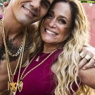 Susana Vieira Instagram - Encontrei com o @cazarre ontem na Globo e me deu saudade … #tbt ❤️
