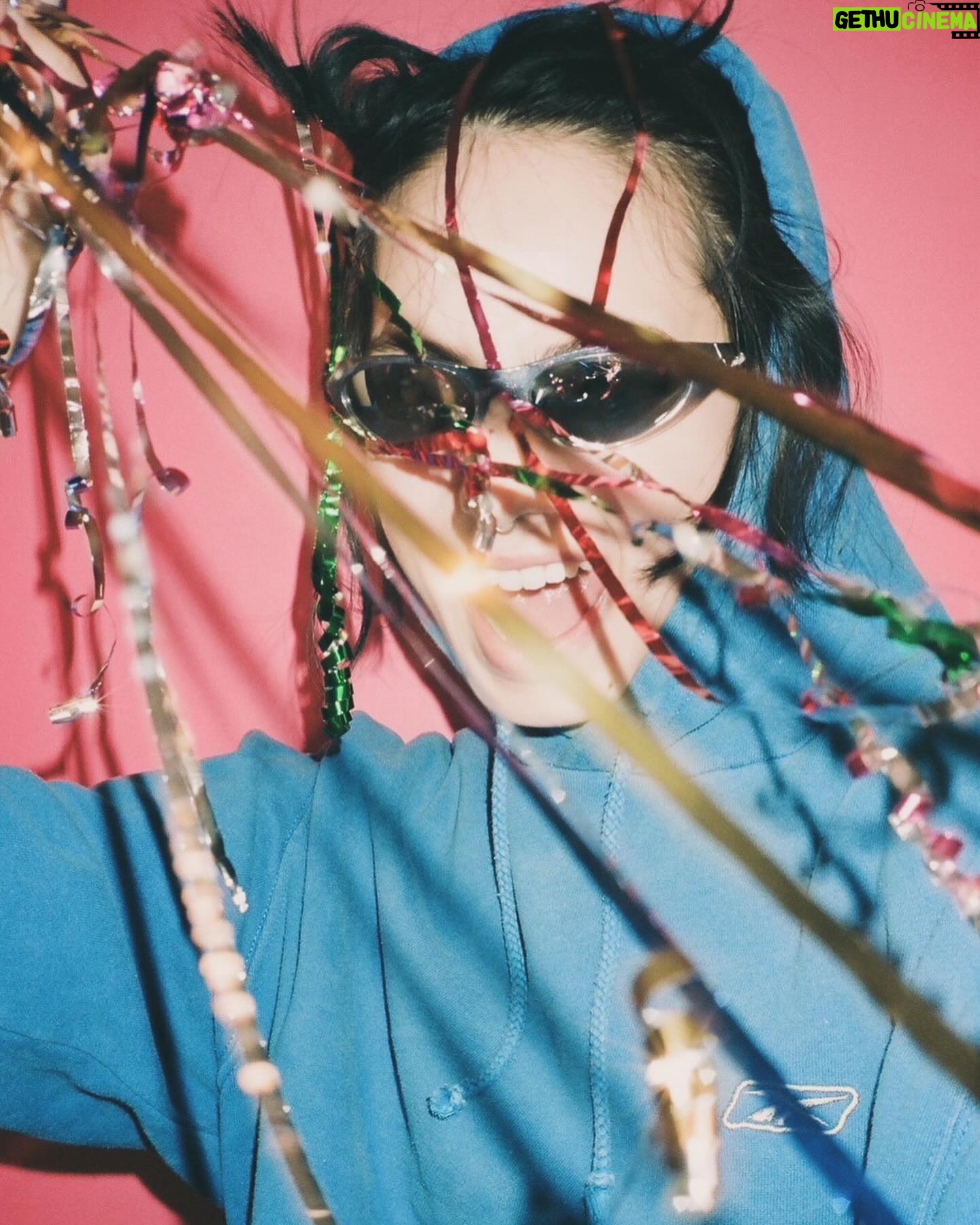 Nana Komatsu Instagram - π·οΈπ«ποΈπβοΈποΈπ«
2023 H!gh five magazine βοΈ
γγγγγγγγPhoto & hair by Tsubasa
