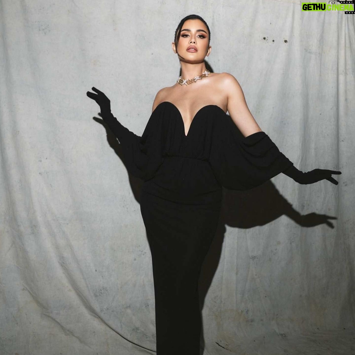 Praya Lundberg Instagram - 🎠Last night was JUST 💣 I’m so honored to be part of of @tatlerth Asia’s Most Influential 100 List @ootapinya 🖤🧨 @ysl @jilljacobsstudio 📸 @joesongyos