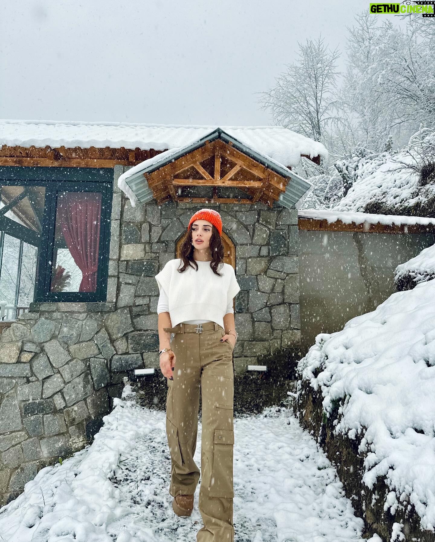 Rabia Soytürk Instagram - Yılın ilk kış atmosferi ❄️☃️