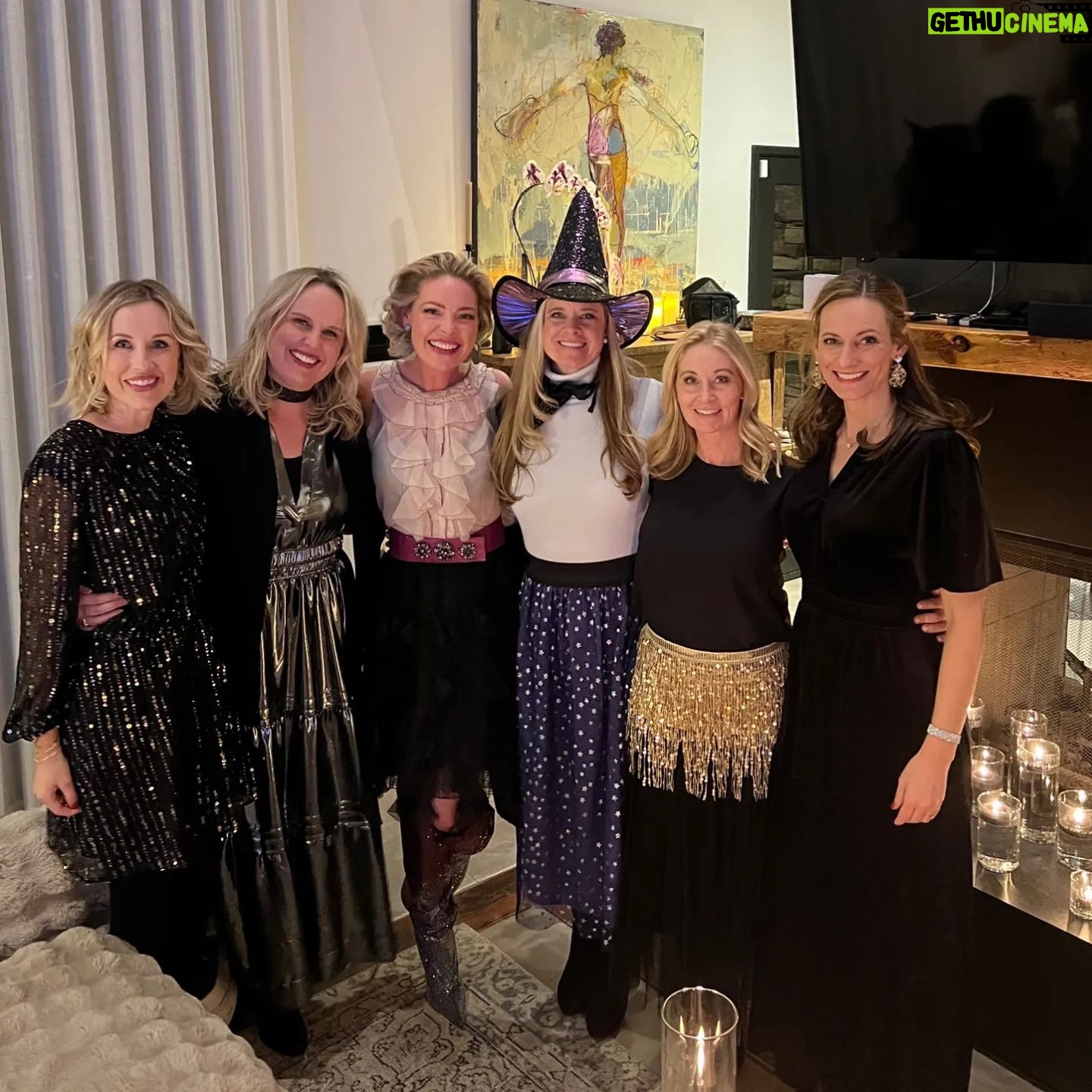 Katherine Heigl Instagram - So grateful to these extraordinary women for making their way to Utah to celebrate my 45th with me! It was truly a magical couple of days just soaking in all the love and laughter and soul renewing connection. I love you guys so much and thank the heavens every day that I am making this journey through life with you all by my side! And a big thank you to Caroline at @clementinedesignaz for turning my home into the most magical mystical space to celebrate in!