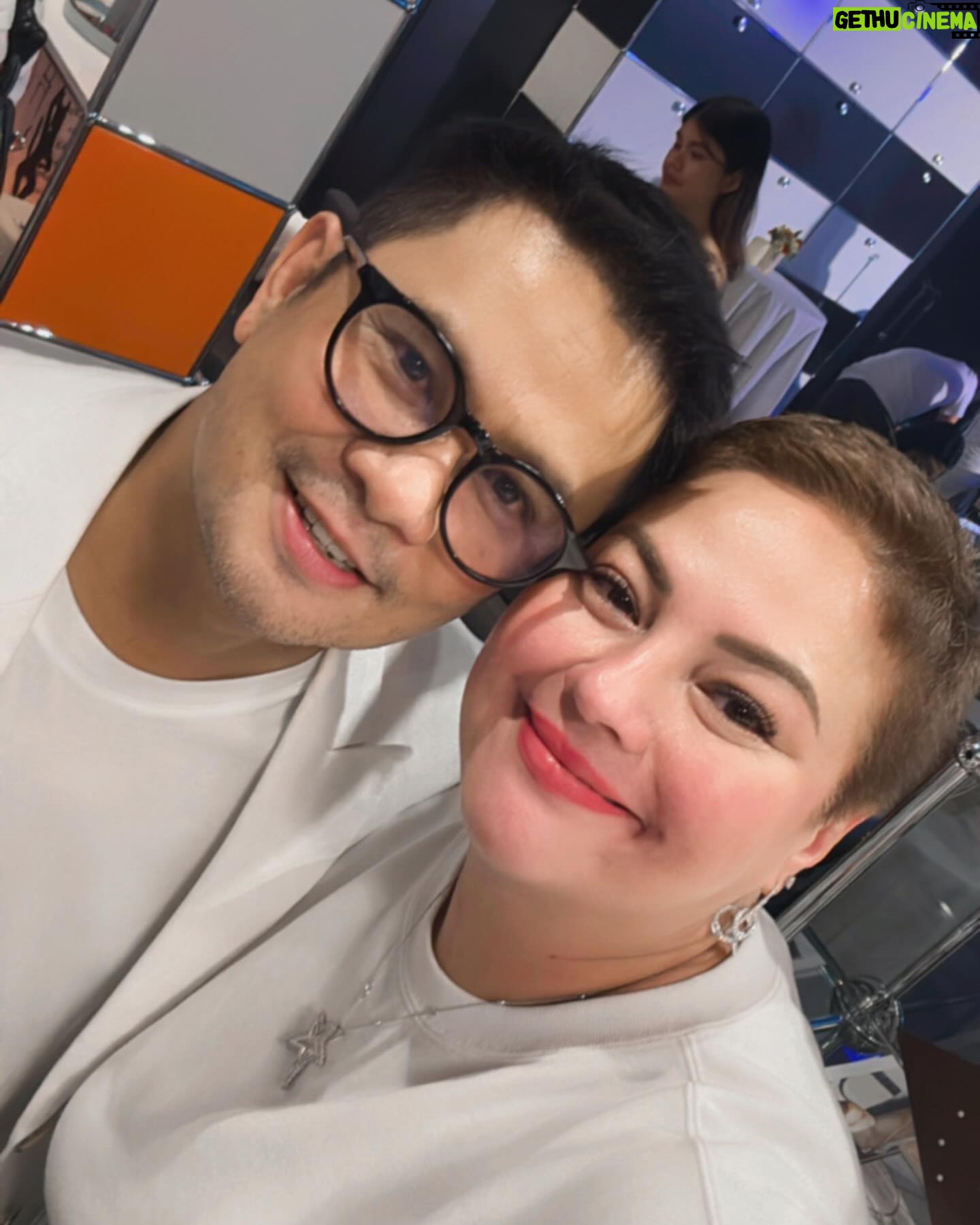 Karla Estrada - 16.1K Likes - Happy Anniversary @reginevalcasid and @ogiealcasid 🤍🤍 much Love for you both .❤️❤️