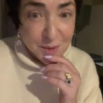 Lolita Milyavskaya Instagram - Нельзя обижаться на чужое чувство юмора или отсутствие такового☝️😇 Вот я снова в белом😜✌️