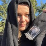 Burcu Biricik Instagram – ‘23 dump mı 🥴
Müzik koyamıyorum niye 😒