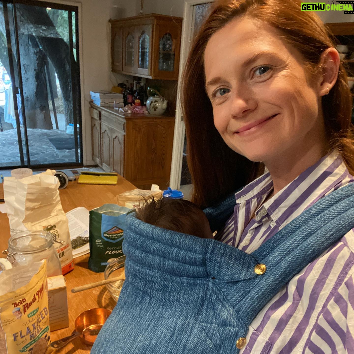 Bonnie Wright - 187.9K Likes - Elio Ocean’s first Christmas. We’re baking thumbprint cookies with homemade rhubarb jam. Finishing my baking mix Christmas gifts that have taken me all week to make in the odd moments spare while looking after Elio. As I come to the close of the year I am so so grateful to all the parents and caregivers in this world that pour time into raising children. It’s a beautifully messy emotional journey ❤️