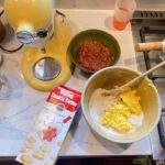 Bonnie Wright Instagram - Elio Ocean’s first Christmas. We’re baking thumbprint cookies with homemade rhubarb jam. Finishing my baking mix Christmas gifts that have taken me all week to make in the odd moments spare while looking after Elio. As I come to the close of the year I am so so grateful to all the parents and caregivers in this world that pour time into raising children. It’s a beautifully messy emotional journey ❤️