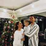 Stéphanie Durant Instagram - Camera roll from Soggiu’s family : Christmas 2023 🎄✨🫶🏼