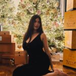 Heaven Peralejo Instagram – Have a holly jolly Christmas, xoxo gossip girl 💋