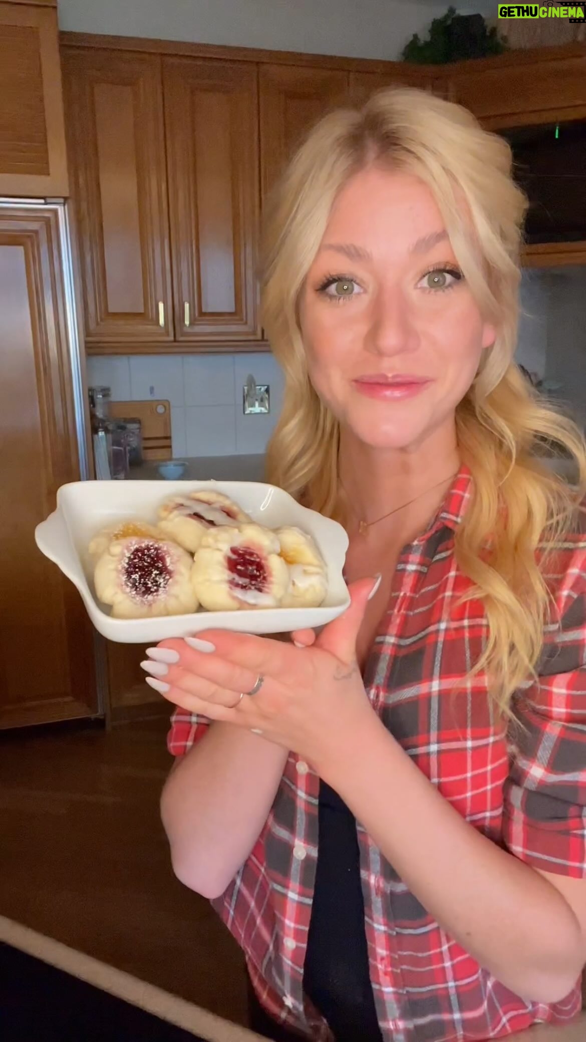 Katherine McNamara Instagram - This Jam Thumbprint recipe always comes in handy ποΈ - especially for the holidays. πβοΈπSimple, yummy, and fun - a treat for the whole family and always gets two thumbs up! ππ
#baking #happyholidays #cookies