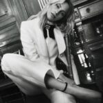 Poppy Delevingne Instagram - Last shoot of 2023 🖤
Thank you for having me… @elle_spain 
ALWAYS a dream working with you @xavigordo ✨

TEAM ~
Fashion Director @laura_somoza 
Styling @sylviamontoliuelle 
Make Up @ivangomez for @chanel.beauty 
Hair @pedrocedeno1 for @leonorgreylspain

At: NH Collection Real Casino de Madrid