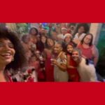 Juliana Alves Instagram – Carrosel de emoções natalinas!
Voltamos a nos reunir com essa família aqui também! 

Nosso elo é tão forte que nada consegue nos dispersar por muito tempo. Esse foi o exemplo que minha mãe mostrou com sua própria história. 

Obrigada, 2023 Valeu muito! 

#natal #familia #mae #Alves