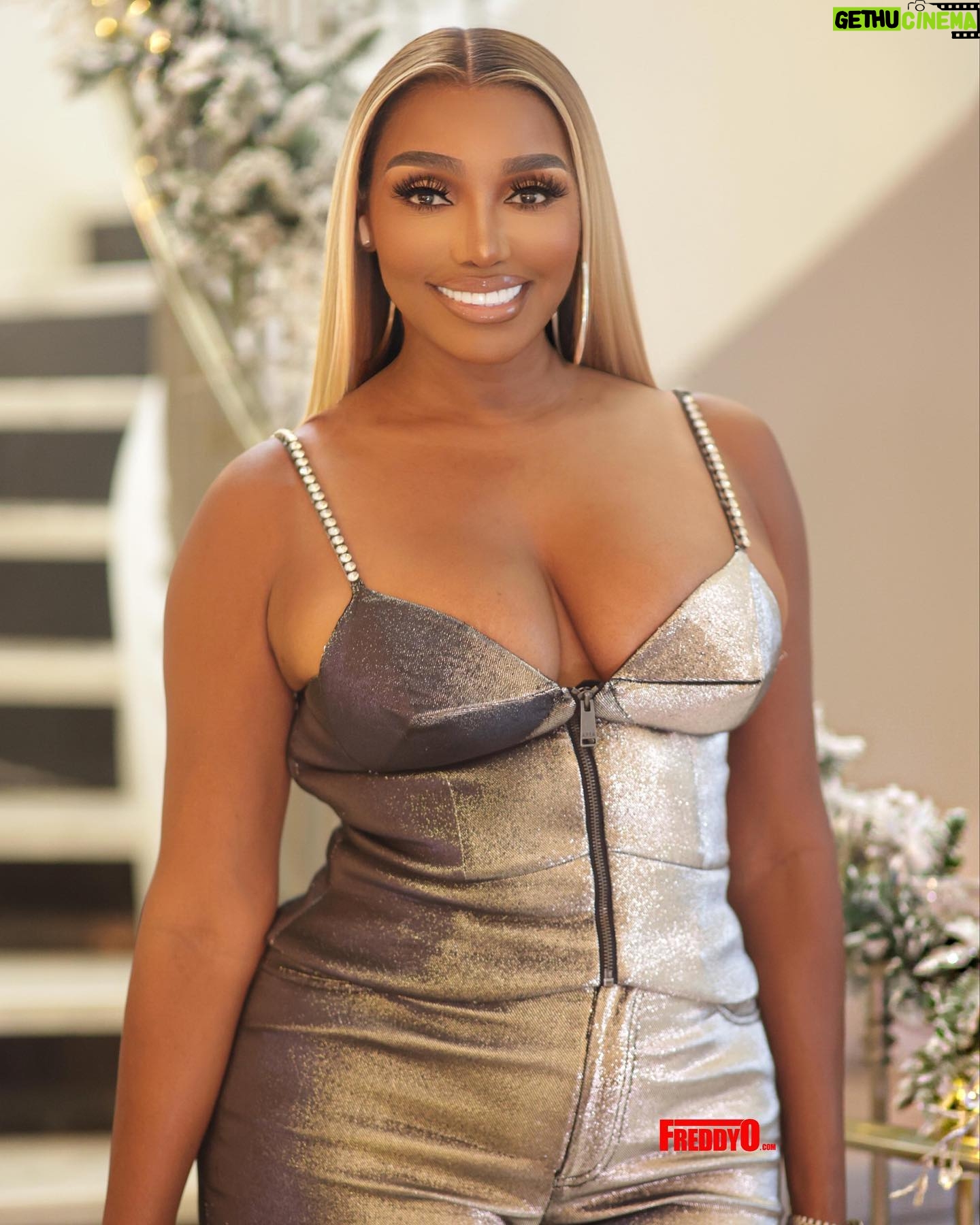 NeNe Leakes Instagram - Merry Christmas and Happy Holidays everyone! I hope it is filled with so much love, peace and joy