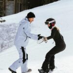 Isabela Merced Instagram - Great way to end the year with snowboarding lessons from @shaunwhite and the nicest gear from @whitespace_____ with an unmatched crew of amazing people 🤧 Couldn’t feel more grateful for everyone who made this experience possible. Love me some @nina & @shaunwhite 💞🏂 Best trip ever!!!!

📸: @mikedawsy & @_nickradford