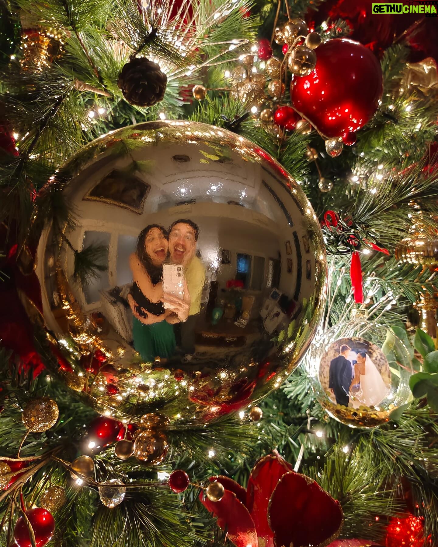 Maine Mendoza Instagram - Merry Christmas from us! ❤️