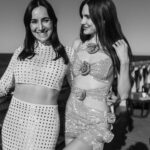 Macarena Achaga Instagram – vivimos en el futuro 🥹 y aquí en Australia ya es 1ero de enero -desde hace rato- y no podría pedir nada más que tener a mis personas favoritas todas juntas 💕💕💕 
gracias por acompañarnos en otro año de huracán macarena 🌪️

@santiagoachaga & @ren.soifer todo es mejor con ustedes 💘