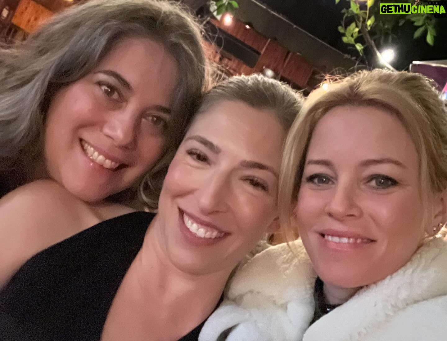 Elizabeth Banks Instagram - Some 2023 favorites filled with friends I adore 🥰 Can’t believe it’s 2024. Sending love ❤️