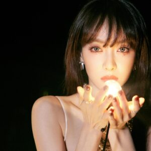 Victoria Song Instagram - #屋顶着火 🔥
#roofonfire 
@georgeshobeika ❤️‍🔥