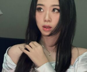 Lee Young-ji Instagram - 필터 좀 끼면 괜히 사연있어보임 ㅋㅋ