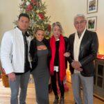 Mandy Rose Instagram - Holiday Dump 🎁🎄🧑‍🎄🙏🏻❤️ 

Such an amazing holiday the last couple weeks spending time with my loved ones🥰 

This year was really good to me 🥹 I’ve been so blessed being able to be close to my family again after being on the road for 8 years. Life is too short, and honestly after losing a loved one so close to me, sometimes you have to sit back and really enjoy the little things and hold your loved ones close because you just never know. ❤️🙏🏻 

Bringing in the New Year with gratitude, positivity and peace ✌🏻🫶🏼