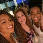 Juliana Alves Instagram - 2023> 2024 
Despedida e início!

Um ano cheio de amor! ❤️🙌🏾✨

Começamos da melhor forma: casa, amigos, crianças brincando, música boa e muitos brindes! 🥂✨
Obrigada, meus amores!