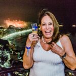 Susana Vieira Instagram - Réveillon do @mirantedoarvrao foi tudo de bom!!! 💙🥂✨🤍✨

Fotos: @patrickrosa.oficial