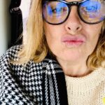 Vanessa Incontrada Instagram - Un bacio a tutti voi 😘😘😊