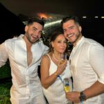 Susana Vieira Instagram – Obrigada Vidigal pelo carinho! Festa linda do @mirantedoarvrao com a linda anfitriã, minha sobrinha @biancavsack! 
Feliz Ano Novo! Vem 2024! Estou pronta pra você! 🤍🥂✨🎉
