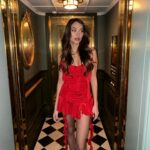 Dilan Çiçek Deniz Instagram – Camera crumbs