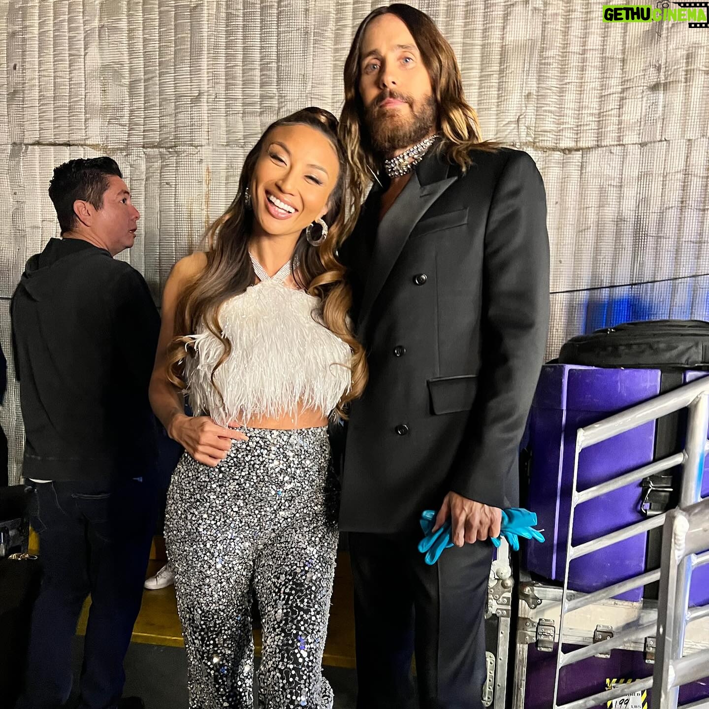 Jeannie Mai Instagram - When you find out your #RockinEve was most watched with the highest ratings in the last 3 years😳 THANK YOU for watching everyone!!! It’s giving 2024 energy in that last slide cuz I LOVE YALL LESSSGOOOOO🕺🏻🥳