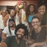 Juliana Alves Instagram – 2023> 2024 
Despedida e início!

Um ano cheio de amor! ❤️🙌🏾✨

Começamos da melhor forma: casa, amigos, crianças brincando, música boa e muitos brindes! 🥂✨
Obrigada, meus amores!