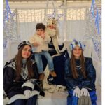 Paula Echevarría Instagram - Muchas emociones para un solo día!

Feliz noche de Reyes! Con niños pequeños la ilusión está a tope!💫♥️

#nochedereyes 👑👑👑
