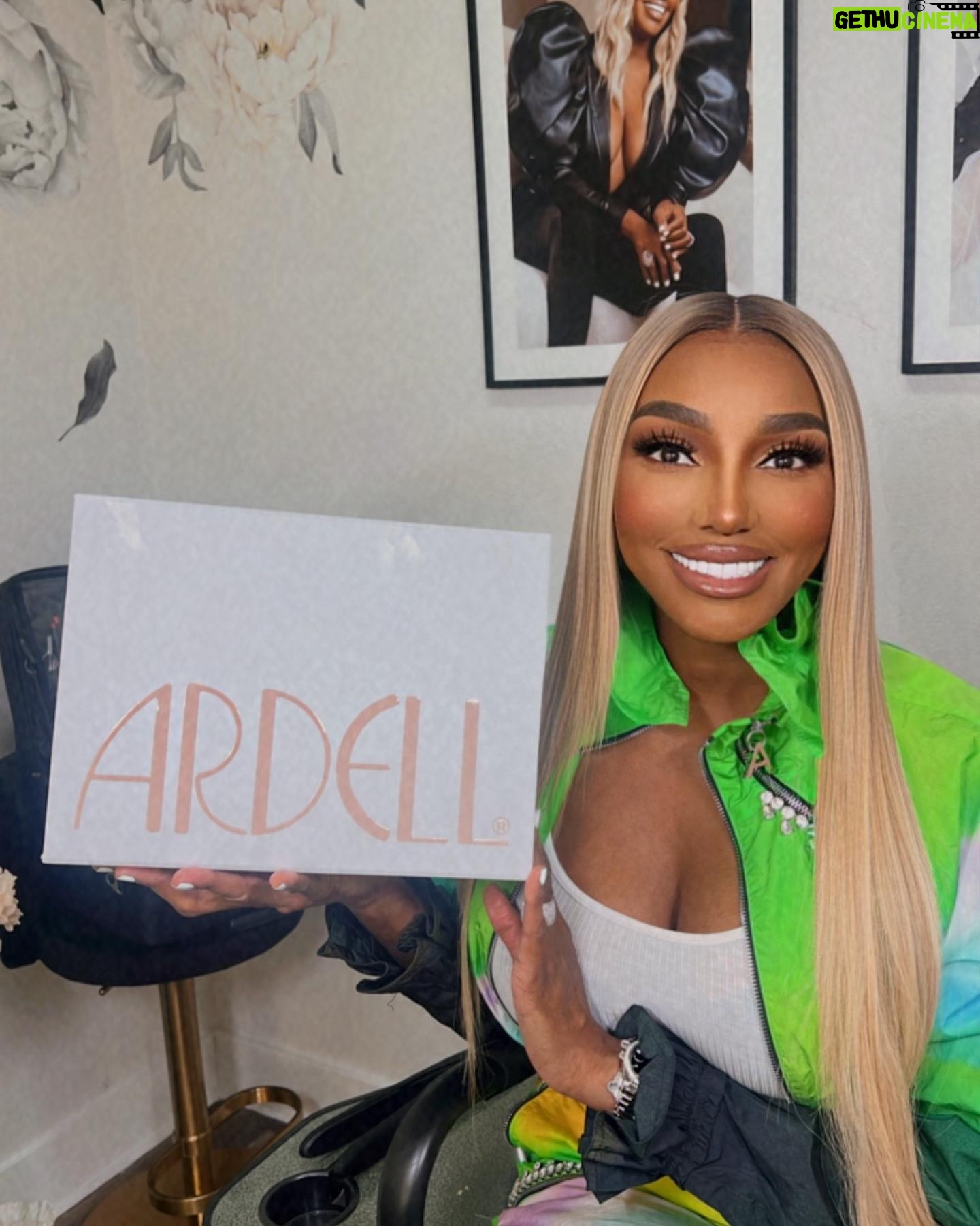 NeNe Leakes Instagram - SWIPE: Yes I am a @ardellbeauty Beauty
So many people ask me about my makeup routine and how I keep it young & fresh. I know big lashes are in but for me Ardell Double Wispy Lashes are the key for a natural look.
Elevate your lash game with @ardellbeauty.anz
@ardellbeauty #ardellpartner
#ardellbeauty
#naturallash
Thank you Ardell šš