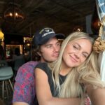 Kelsea Ballerini Instagram - a whole trip around the sun with my bestie. @hichasestokes thanks for making me write love songs. 🤍