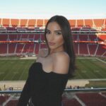 Olivia Culpo Instagram - Football   food   felines 🐱❤️ @levis