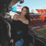 Olivia Culpo Instagram - Football   food   felines 🐱❤️ @levis