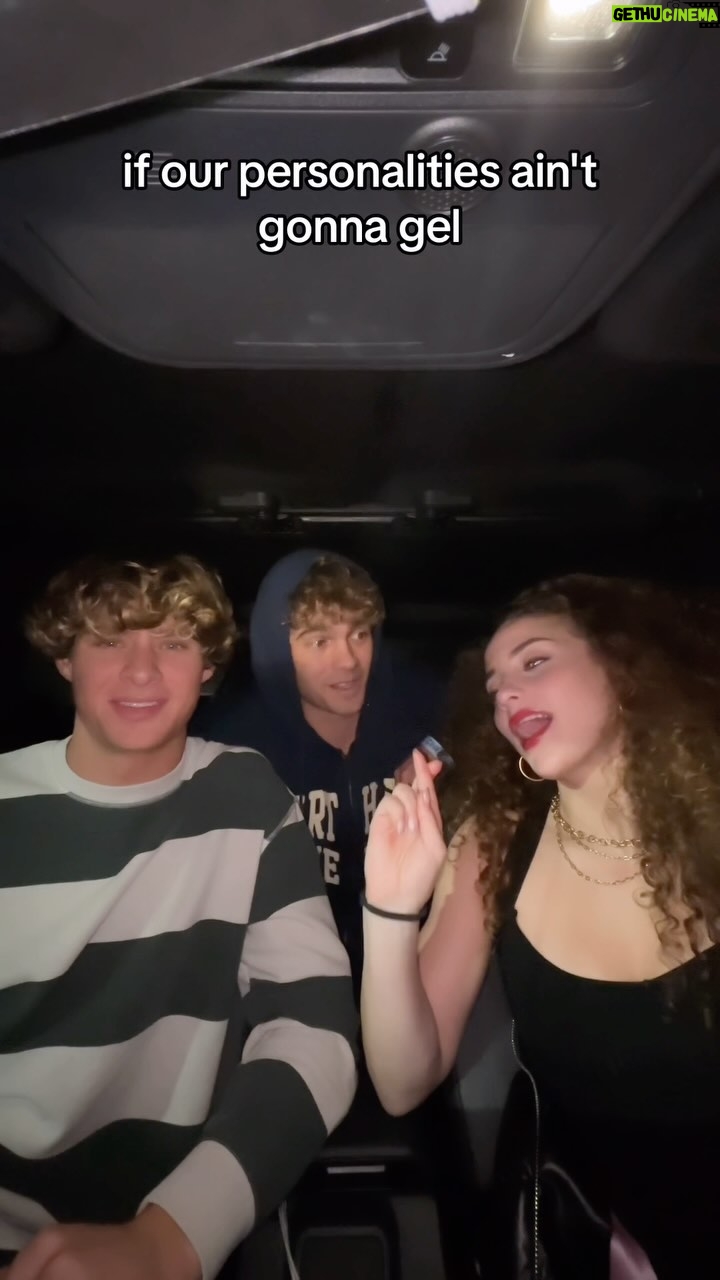 Sofie Dossi Instagram - CELERY January 26th
Pre-save link in bio.