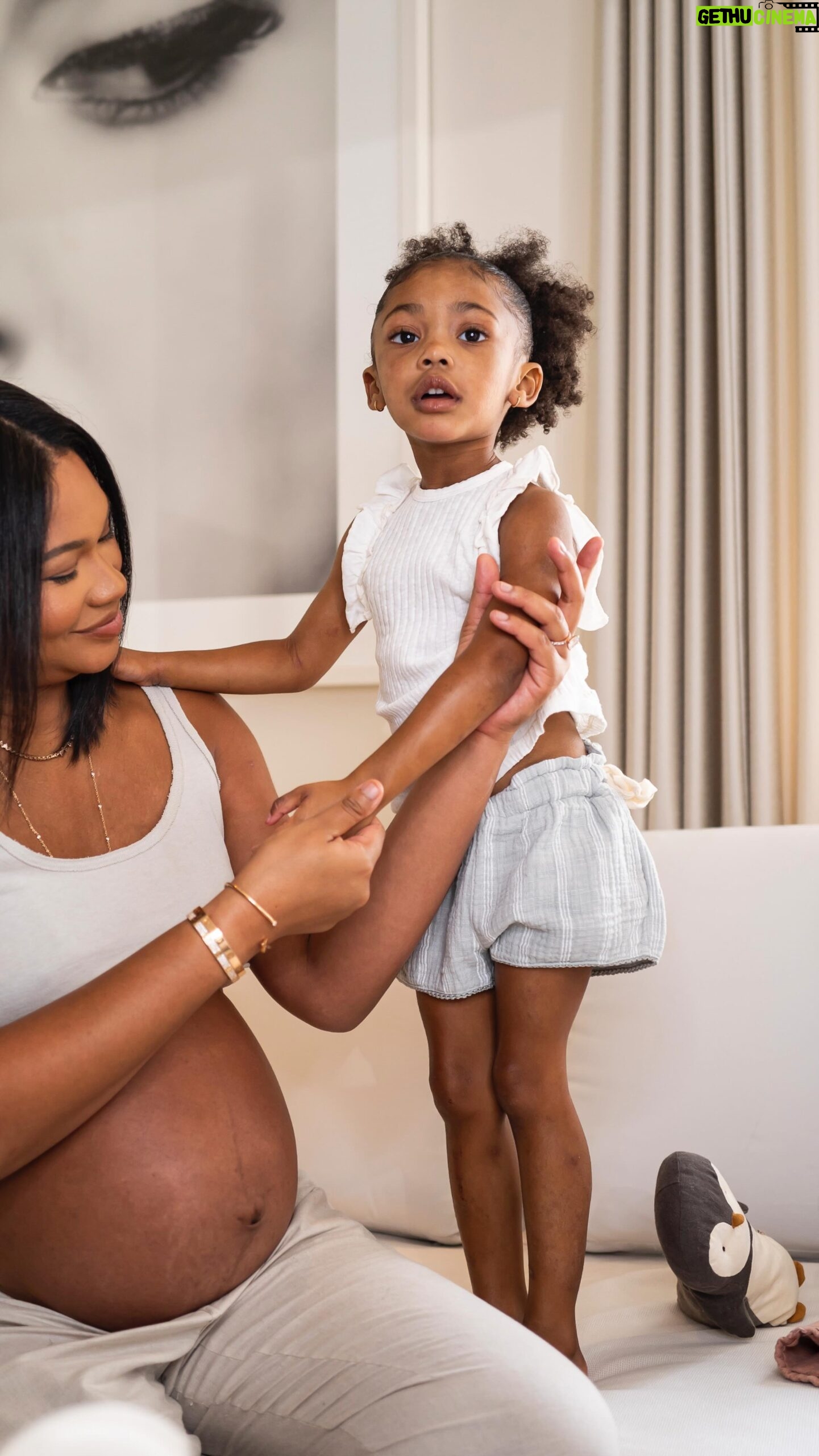 Chanel Iman Instagram - I’m proud to partner with @AveenoBaby and these fellow mommys to raise awareness of how eczema appears on our children’s skin, because every parent deserves easy access to identify and treat their children’s eczema. #AveenoBabyPartner #EczemaEquality